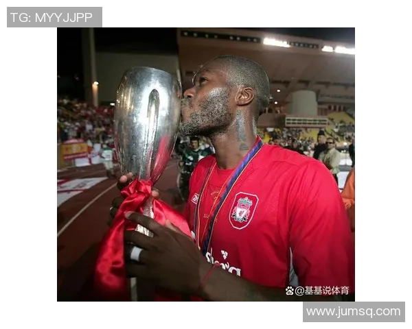 足球明星与摔角的激情碰撞高清壁纸尽享运动魅力与视觉盛宴 足球明星与摔角的激情碰撞高清壁纸尽享运动魅力与视觉盛宴