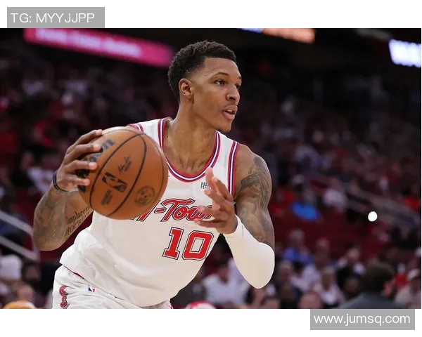 篮球明星肩周炎困扰背后的原因与康复之路探讨